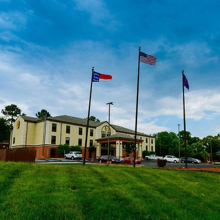 Super 8 By Wyndham High Point/Greensboro Exterior photo