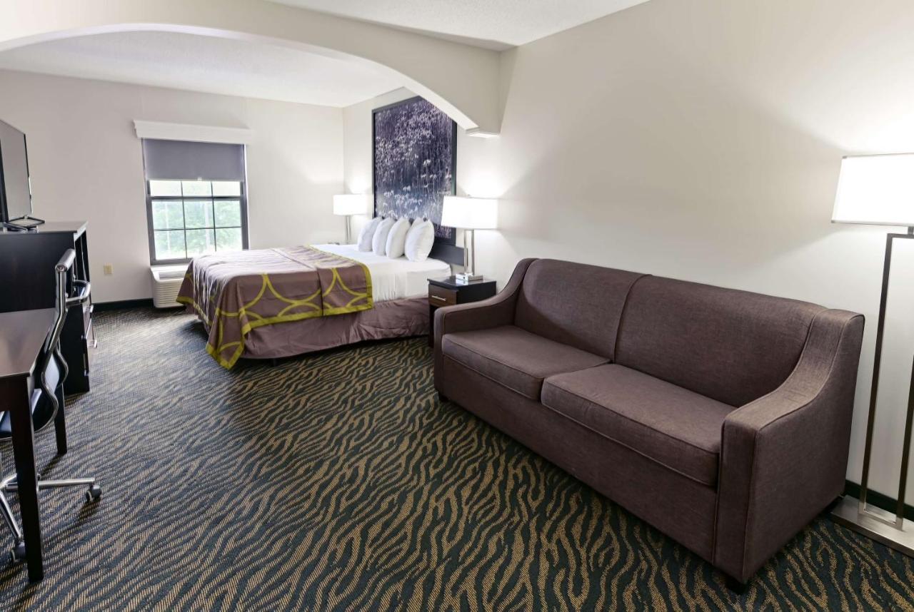 Super 8 By Wyndham High Point/Greensboro Exterior photo